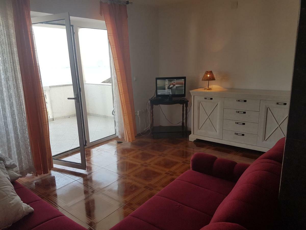 Apartments Toni Na Moru Drage Bagian luar foto